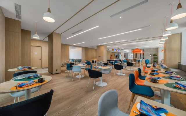 Holiday Inn Express Rongcheng Science And Technolo by IHG