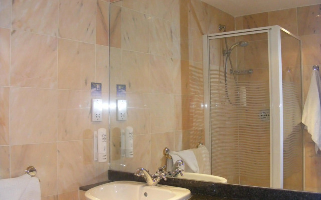 Mermaid Suite Hotel