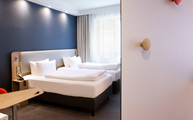 Holiday Inn Express & Suites Basel Allschwil by IHG