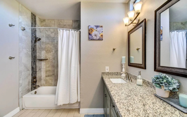 Private Pool, Grill: Upscale Scottsdale Retreat!