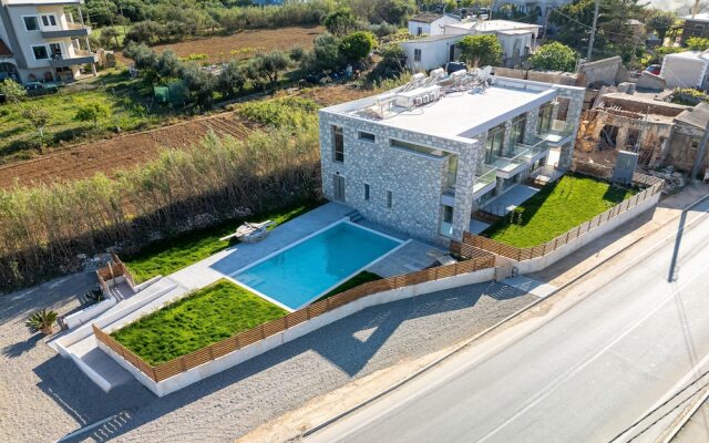 Achatis Apartments with sea view