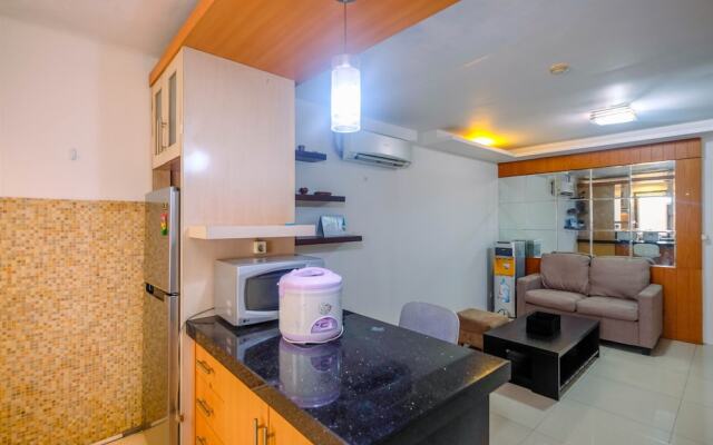 Nice and Comfort 2BR Metropark Condominium Apartment