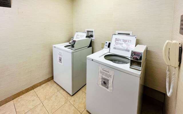 Comfort Inn & Suites Olathe - Kansas City