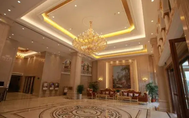 Vienna Hotel (Xiangyang Zuanshi Avenue)