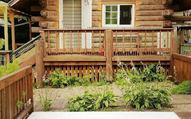 Smallloghouse