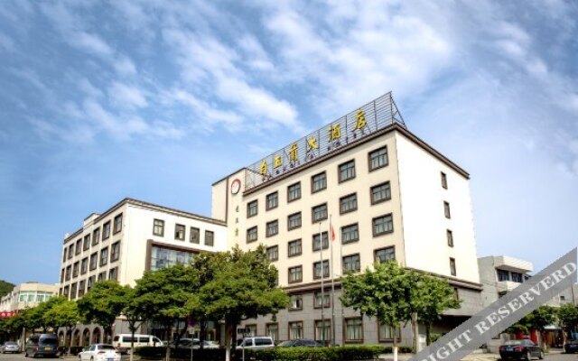 Magnolia Hotel