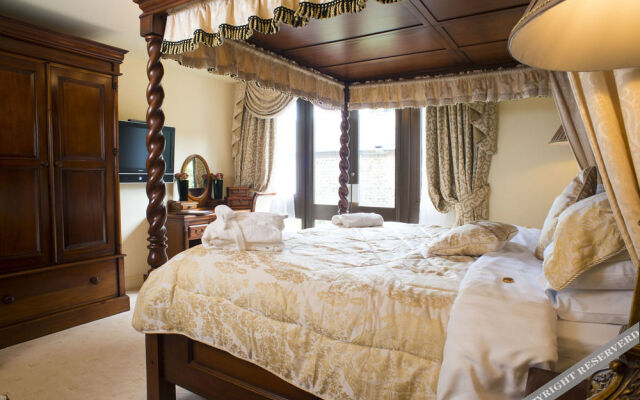 Angmering Manor