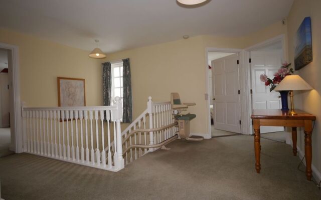 Kennacott Court