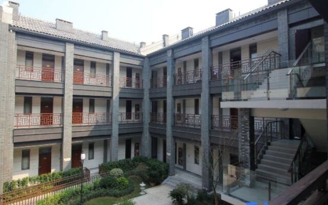 Yi Guang Nian Hotel (Penglai Pavilion Bathing Beach Branch)