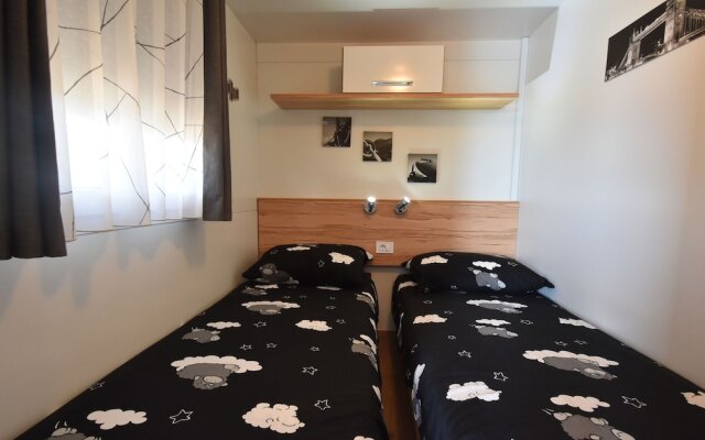 Welcoming Holiday Home in Ugljane With Swimming Pool