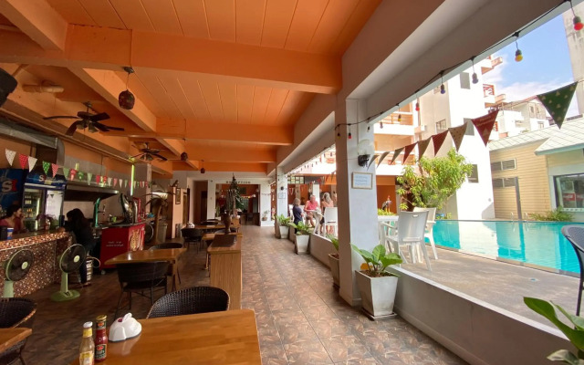 Mango Lagoon Place