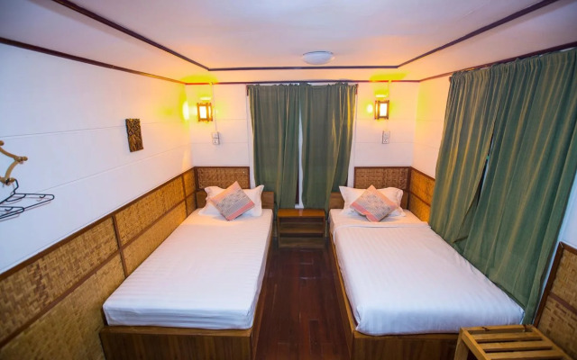 Thiri Nanda Villa