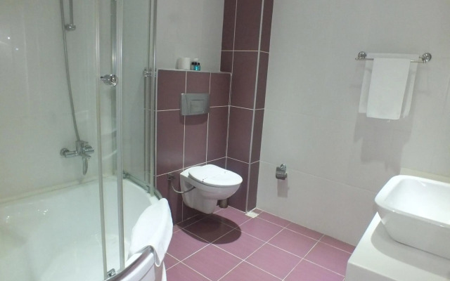 Grand Ahos Hotel & Spa