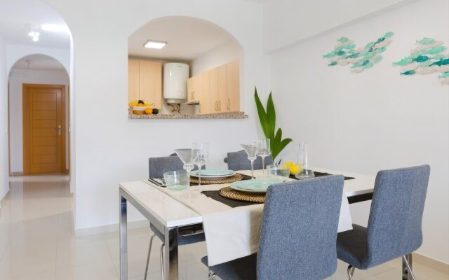 La Marina II, luminoso apartamento junto a la playa