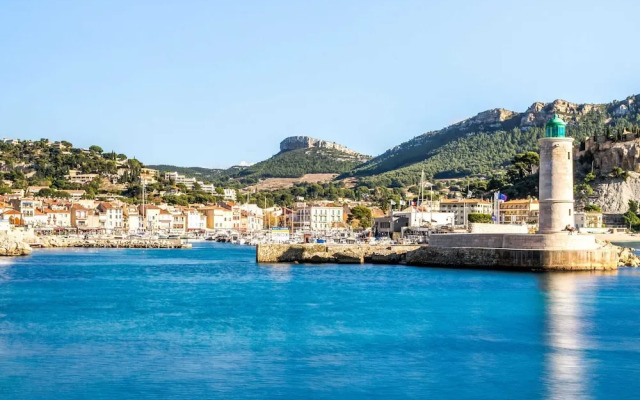 Studio in Residence Cap Cassis Calanques, Roquefort-la-bedoule