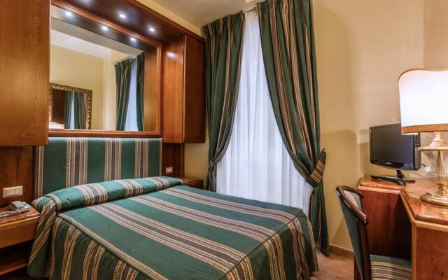 Raeli Hotel Archimede