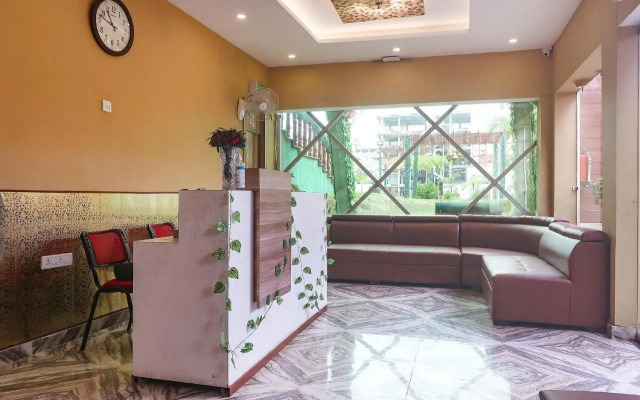 FabHotel Le Gardenia
