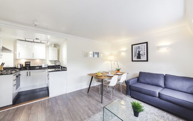 Oxford Street - Bloomsbury Apartment