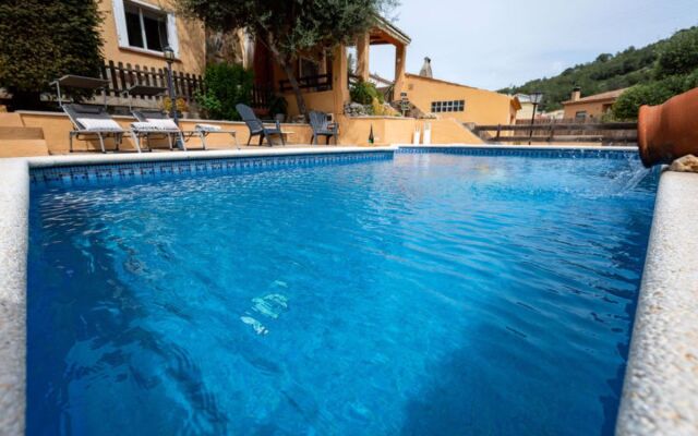 House Can Alma Castellet i Gornal