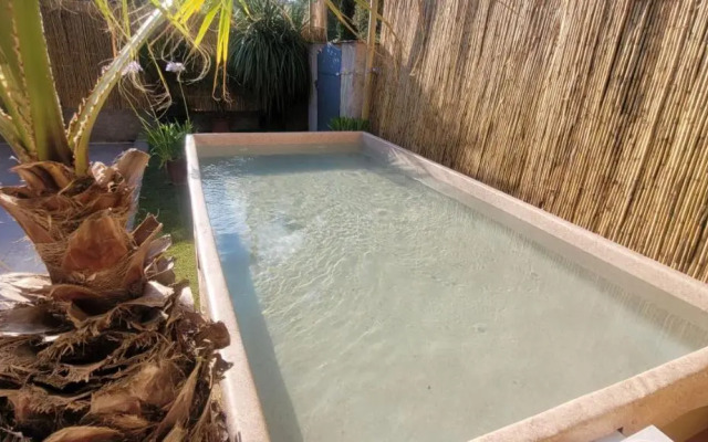 Larimar Etablissement- 200 M de la mer