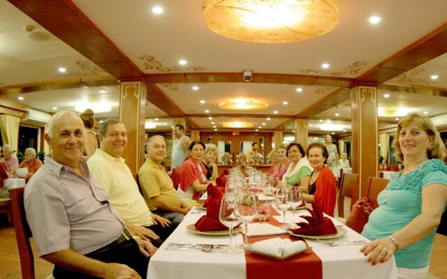 Huong Hai Sealife Cruise