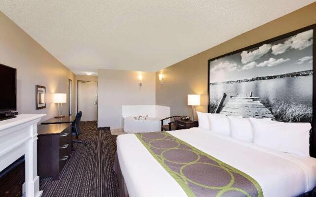 Super 8 Kapuskasing