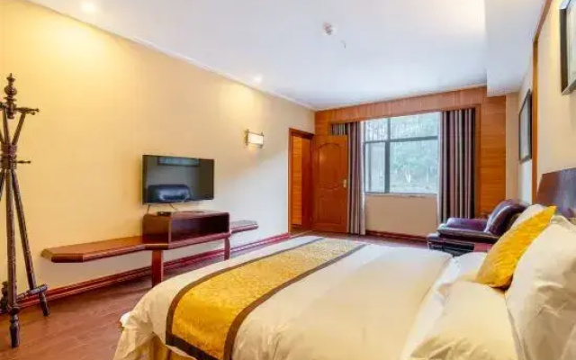 Baizhao Mountain Hotel