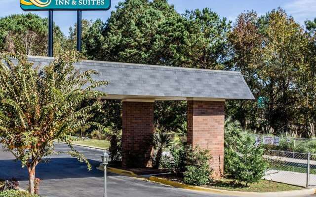 Quality Inn & Suites Columbia
