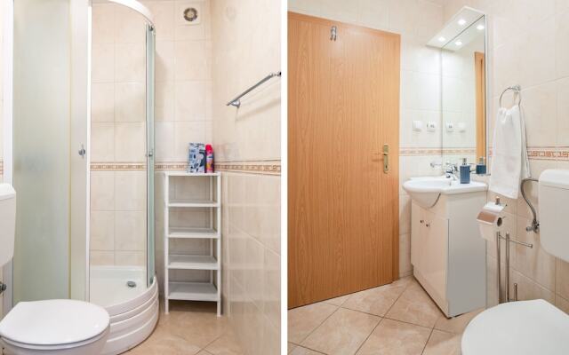 Attractive Apartment in Mastrinka near Sea Beach