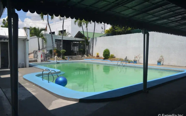 V.F. Four Season Hotel