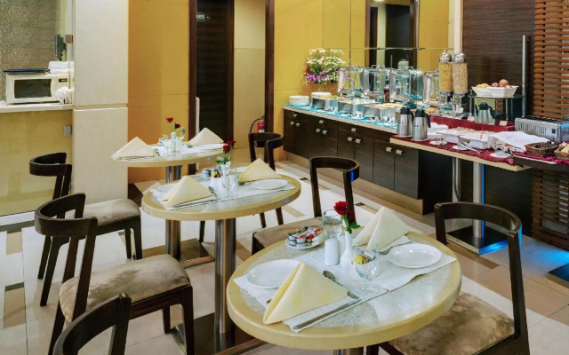 Grand Residency Hotel & Serviced Apartments