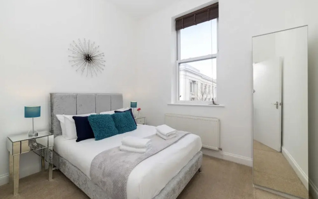 Boutique Tower Bridge Apartment