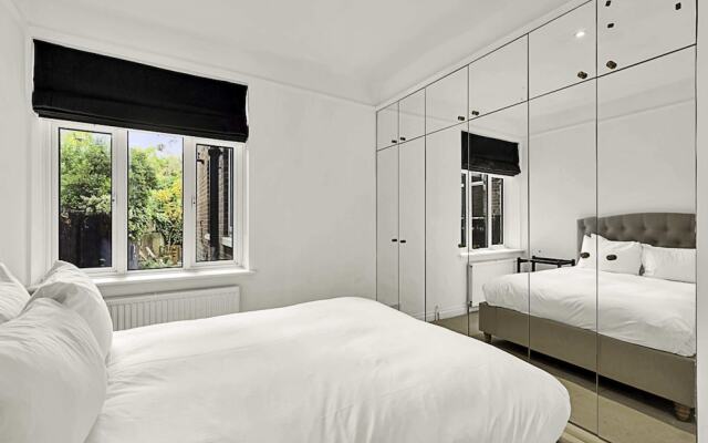 Beautiful One Bed Garden Flat In Parsons Green