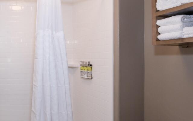 Staybridge Suites Lake Jackson by IHG