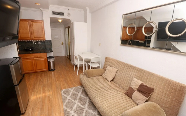 786 Partial Ocean Hollywood Beach