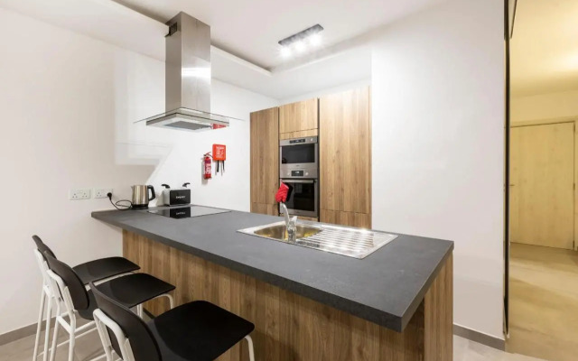 Gzira Suite 7-hosted by Sweetstay