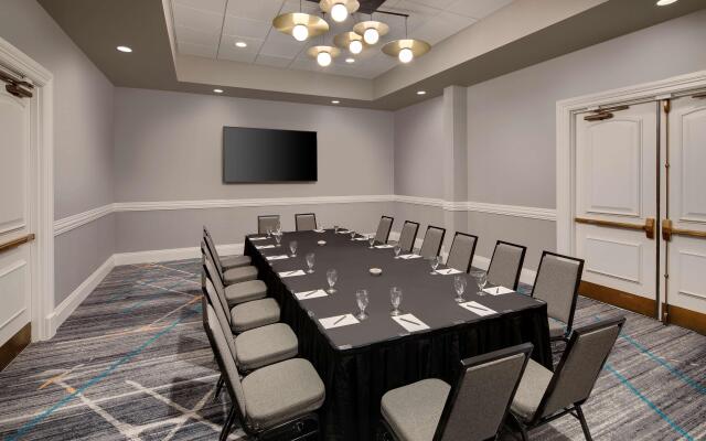 Embassy Suites by Hilton San Rafael Marin County