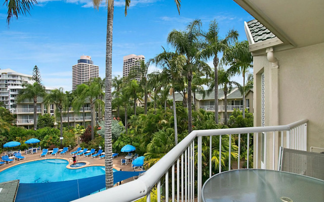 Mari Court Resort