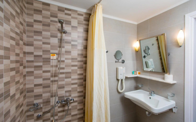 Anita Beach Hotel - Adults Only