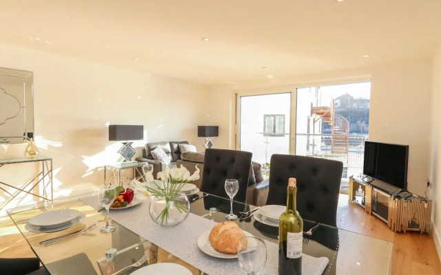 Harbourside Haven Apartment 2