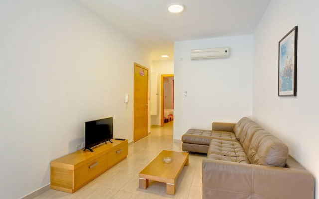 Cosy 1 Bedroom Sliema Apartment, Best Location