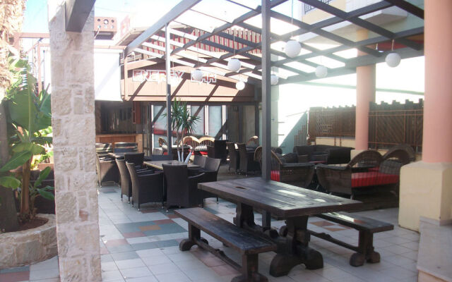 Pelagia Maria Studios Malia