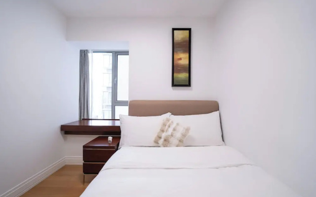 Tyms Family 2BR 1BA Apt Xujiahui Center
