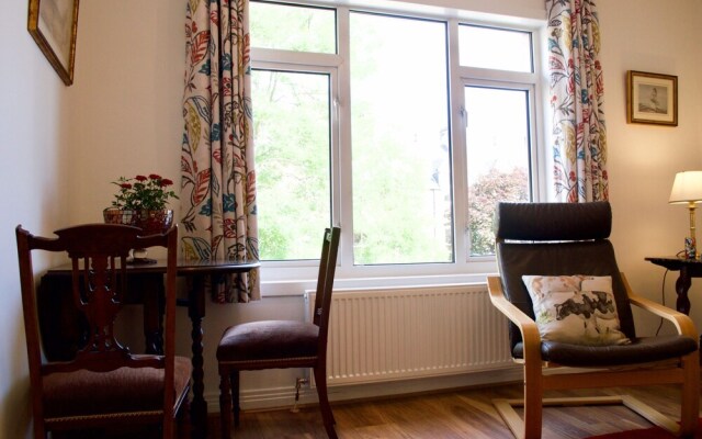 1 Bedroom Flat Near City Centre