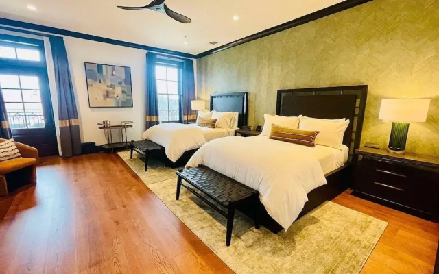 Emigrant Boutique Hotel