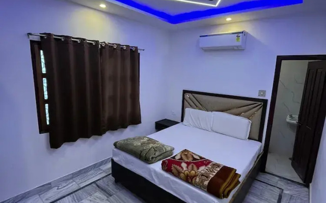 Hotel Nandini Varanasi