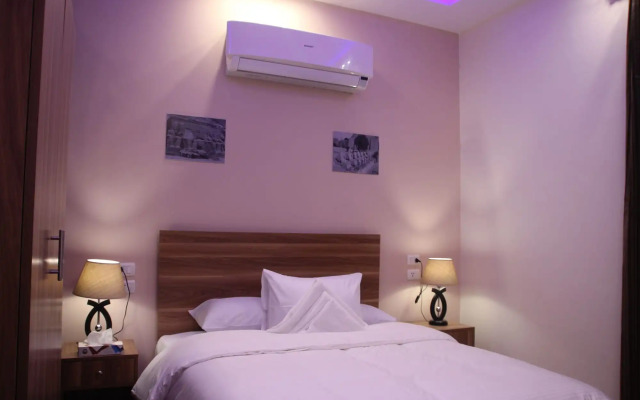 Farida Pyramids View