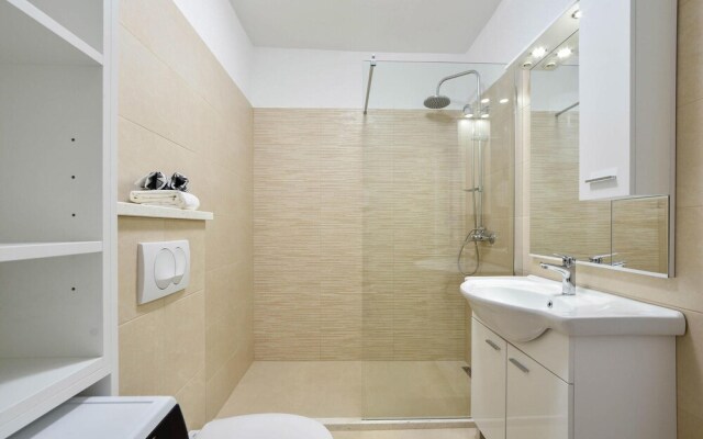 Nice Apartment in Trogir With Wifi and 2 Bedrooms