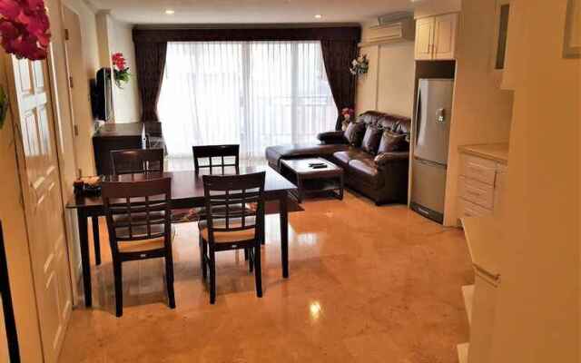 Sea View 2 bed Condo Pattaya