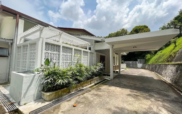 Bukit Tunku Grande Villa by uBook